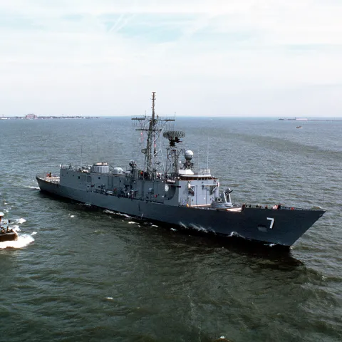 frigate USS OLIVER HAZARD PERRY (FFG-7)