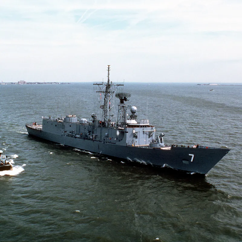 frigate USS OLIVER HAZARD PERRY (FFG-7)